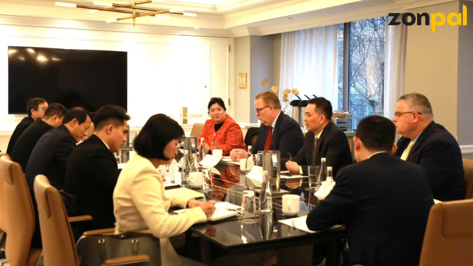 the central theme of the discussion was the strategic effort by the Vietnamese Government